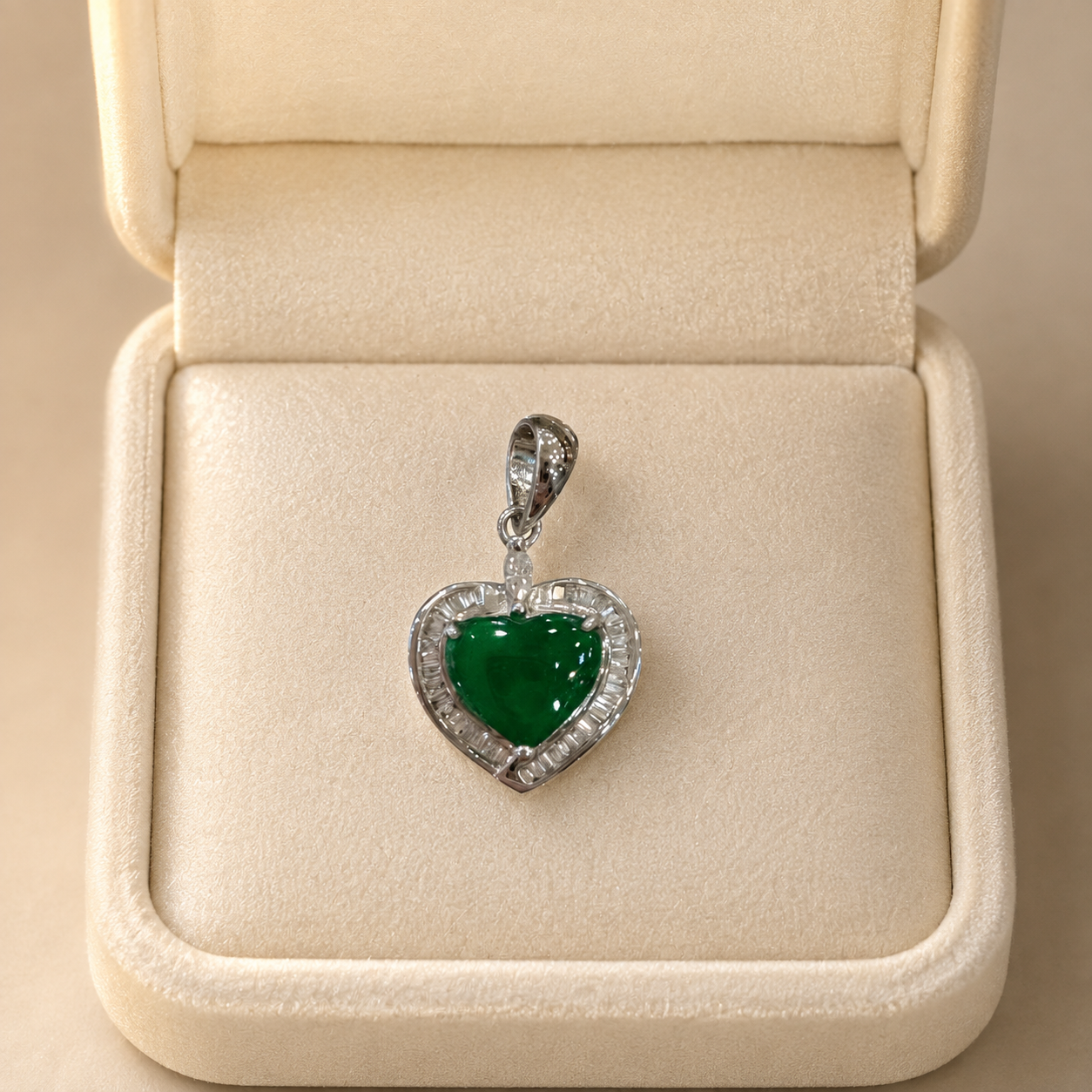 Coloured gemstones